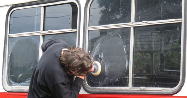 Bus Glass Chip Repair